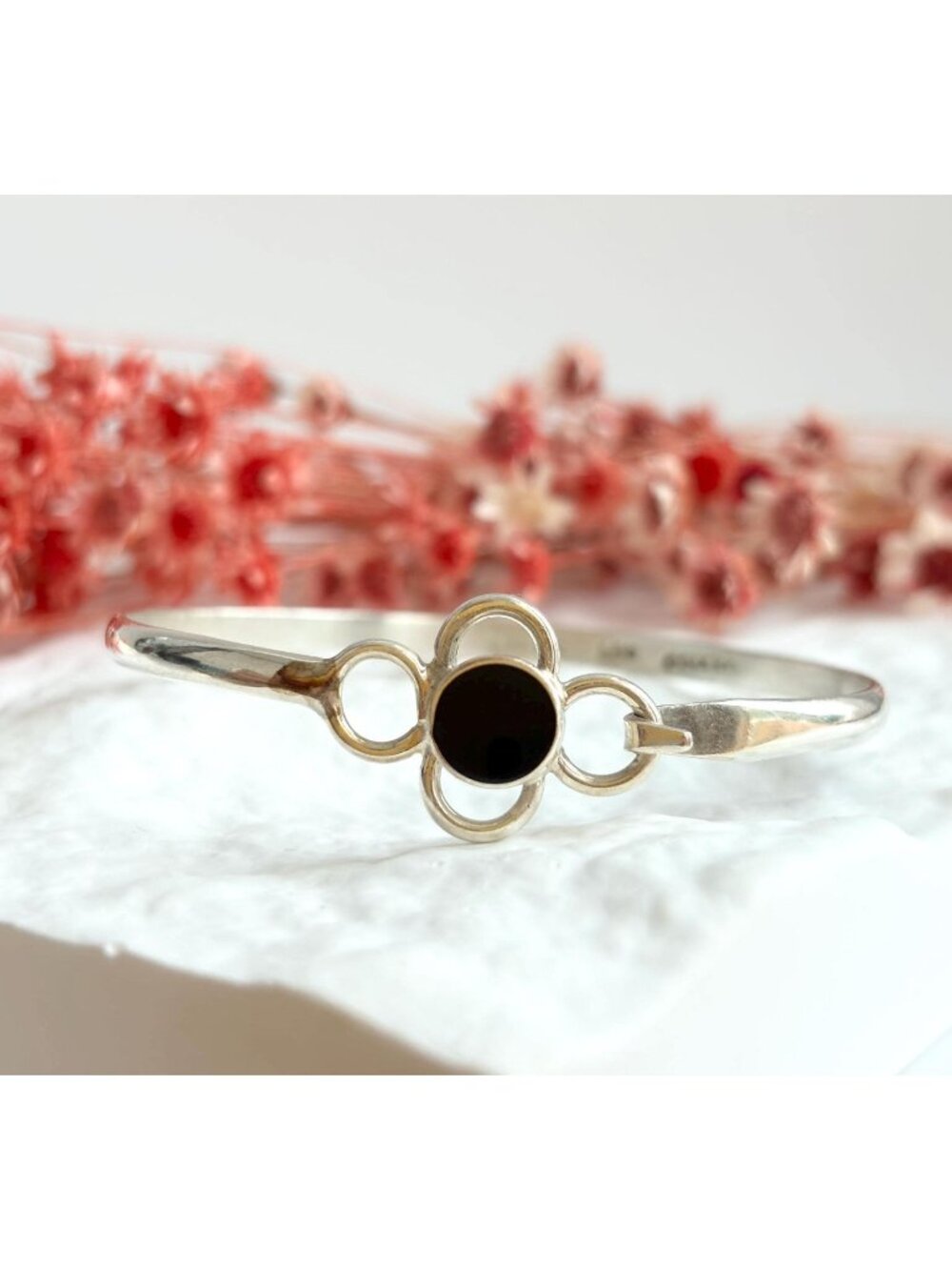 Black Onyx Scalloped Taxco, Mexico Vintage Sterling Silver 925 Bangle Bracelet